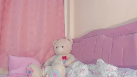 Snapshot of vanessa_sexyhot_ chatting on May 2026 02:15:02 PM vanessa online show from May 2026 02:15:02 PM
