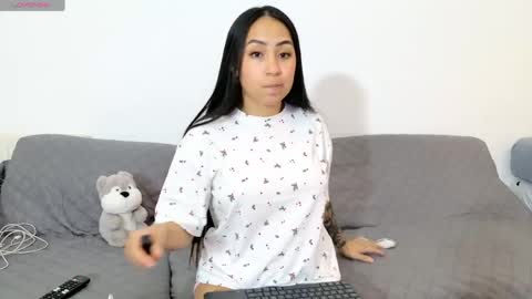 Snapshot of vanessaadol chatting on May 2026 10:10:02 AM vanessaadol online show from May 2026 10:10:02 AM