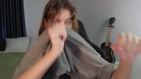 Snapshot of vanessabayer chatting on September 2025 12:43:01 AM vanessa online show from September 2025 12:43:01 AM