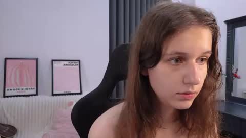 vanessa online show from July 2026 10:39:02 PM
