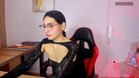 Snapshot of vanessaboch chatting on May 2026 07:41:02 PM Vanessa online show from May 2026 07:41:02 PM