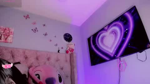 vanessacastroo online show from October 2025 07:29:01 AM