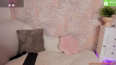 Snapshot of vanessafox__ chatting on July 2026 03:03:02 PM V online show from July 2026 03:03:02 PM