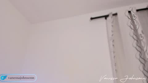 vanessajohnsonn online show from January 2025 12:54:02 AM