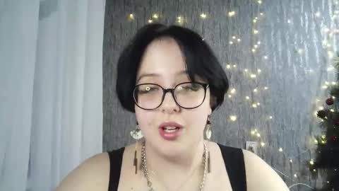 Snapshot of vanessashadow chatting on February 2026 07:07:01 PM vanessashadow online show from February 2026 07:07:01 PM