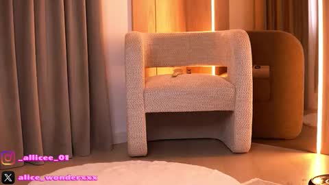 Vanessa Simon online show from March 2026 06:17:02 AM