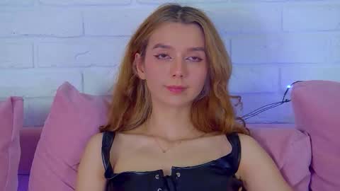 VanessaVienne online show from February 2026 04:55:01 PM