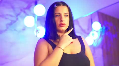 vanessaxrayy online show from May 2026 08:39:02 PM