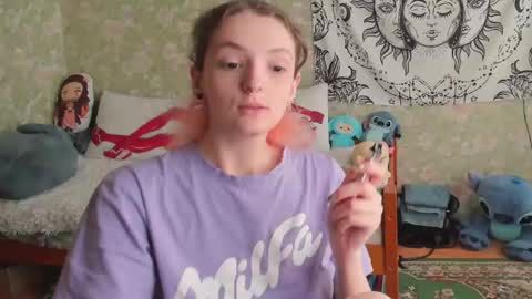 Snapshot of vanilla_arya chatting on June 2026 10:10:02 AM Adelina online show from June 2026 10:10:02 AM