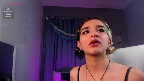 Snapshot of vanillafairy_ chatting on July 2026 09:10:02 PM vanillafairy_ online show from July 2026 09:10:02 PM