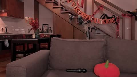 Vanilla online show from October 2025 01:35:02 PM