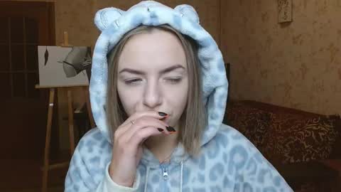 VanillaMuffin online show from October 2025 12:48:02 PM