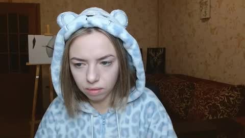 VanillaMuffin online show from October 2025 06:10:01 AM