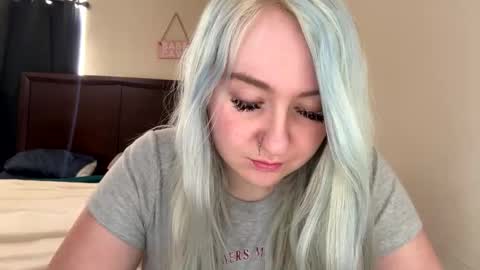 Snapshot of vanillapuddingpie chatting on February 2026 08:02:02 PM vanillapuddingpie online show from February 2026 08:02:02 PM