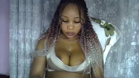 vanillavenus online show from May 2026 11:13:02 PM
