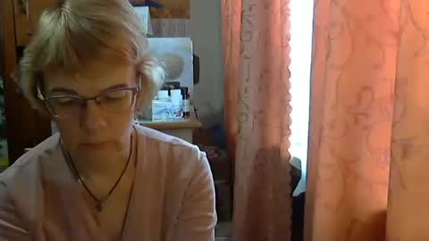 Snapshot of vanillaxcreamy chatting on February 2025 11:13:01 AM Vanillaxcreamy online show from February 2025 11:13:01 AM