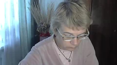 Snapshot of vanillaxcreamy chatting on October 2025 10:05:02 AM Vanillaxcreamy online show from October 2025 10:05:02 AM