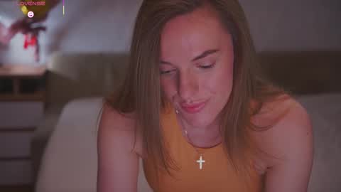 Sophie online show from November 2025 07:58:01 PM