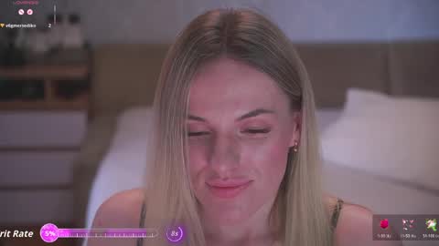 Sophie online show from April 2026 10:07:02 AM