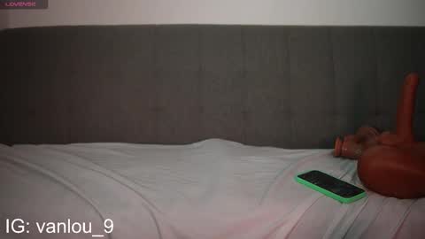 Vanilu online show from September 2025 11:50:02 PM