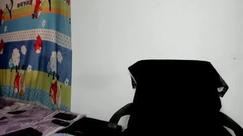 Snapshot of vannellope_vladimir chatting on June 2026 03:28:02 PM vannellope_vladimir online show from June 2026 03:28:02 PM
