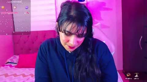 Snapshot of vannessa_shy chatting on January 2025 12:09:02 AM Vanesa online show from January 2025 12:09:02 AM