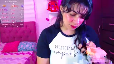 Snapshot of vannessa_shy chatting on January 2025 11:08:01 PM Vanesa online show from January 2025 11:08:01 PM