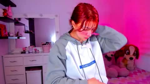 Snapshot of vannessa_shy chatting on May 2026 10:36:01 PM Vanesa online show from May 2026 10:36:01 PM