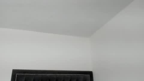 Vannesa online show from January 2025 03:45:01 AM