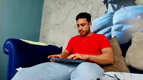Snapshot of vans_ross chatting on June 2026 01:55:02 PM Vans Ross online show from June 2026 01:55:02 PM