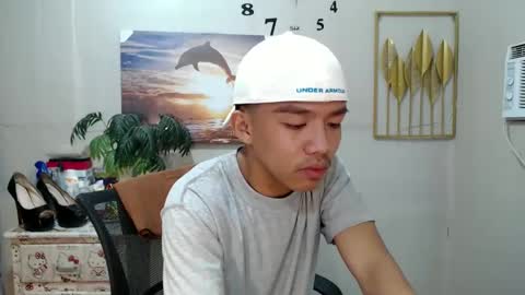 Snapshot of vanxxx2005 chatting on January 2025 07:58:02 PM vanxxx2005 online show from January 2025 07:58:02 PM