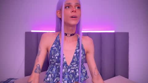 Snapshot of varya_ferreira chatting on December 2024 04:03:02 AM  Varya Ferreira - independent model  online show from December 2024 04:03:02 AM