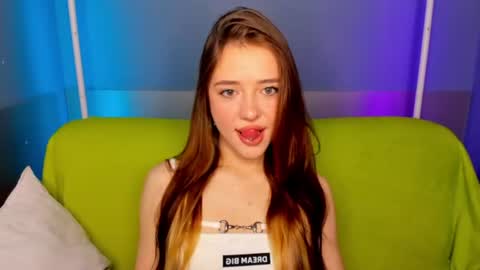 Snapshot of vasilisalove chatting on June 2026 01:52:01 AM VasilisaLove online show from June 2026 01:52:01 AM