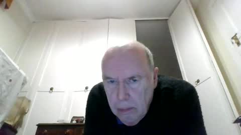 Snapshot of vaughan1010 chatting on March 2025 08:31:02 PM vaughan1010 online show from March 2025 08:31:02 PM