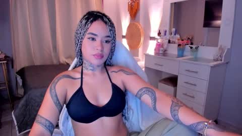 Vayolett Bass online show from January 2026 10:41:02 AM