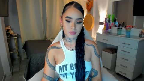 Vayolett Bass online show from February 2026 07:21:02 AM