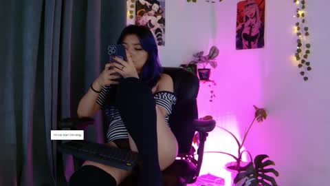 Vayolett online show from April 2026 04:24:02 AM