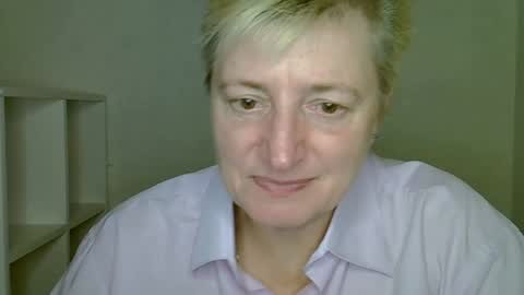 vea_motty online show from December 2025 12:25:02 PM