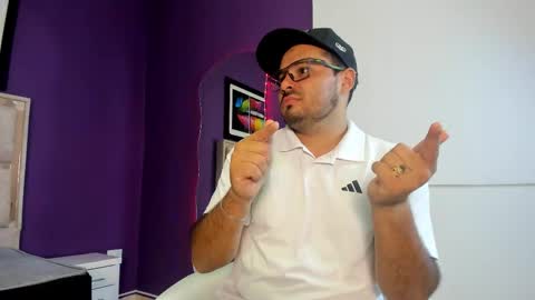 veci_and online show from February 2026 08:35:02 PM