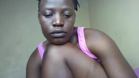 Vee tommy online show from December 2024 01:02:02 AM