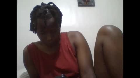 Snapshot of vee_tommy chatting on May 2026 04:19:02 AM Vee tommy online show from May 2026 04:19:02 AM