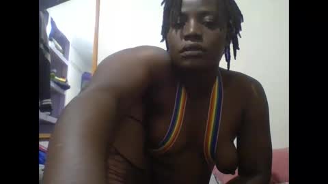 Snapshot of vee_tommy chatting on June 2026 04:32:02 AM Vee tommy online show from June 2026 04:32:02 AM