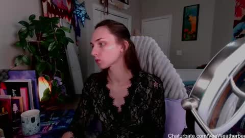 Snapshot of veeweatherbee chatting on January 2025 02:33:01 AM Violet Weatherbee online show from January 2025 02:33:01 AM