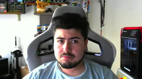 Charles online show from November 2025 04:39:01 PM