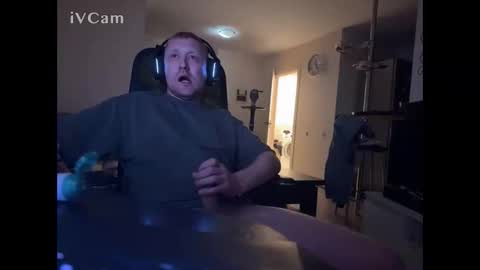 Deniel online show from November 2025 06:21:01 PM