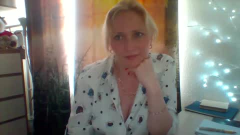 Snapshot of velka_raspberry chatting on May 2026 03:19:01 PM velka_raspberry online show from May 2026 03:19:01 PM