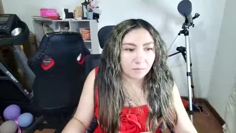 Im VelaI will be Christmas and New Year with my family December 22 to January 13 I will miss you guys. online show from November 2025 01:41:02 AM