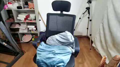 Im VelaI will be Christmas and New Year with my family December 22 to January 13 I will miss you guys. online show from March 2026 07:08:02 AM