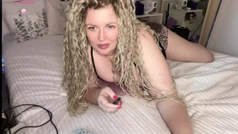 vellinka online show from October 2025 06:21:02 AM