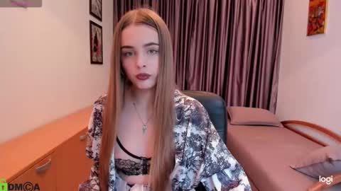 velora_vyxen online show from October 2025 12:27:01 PM